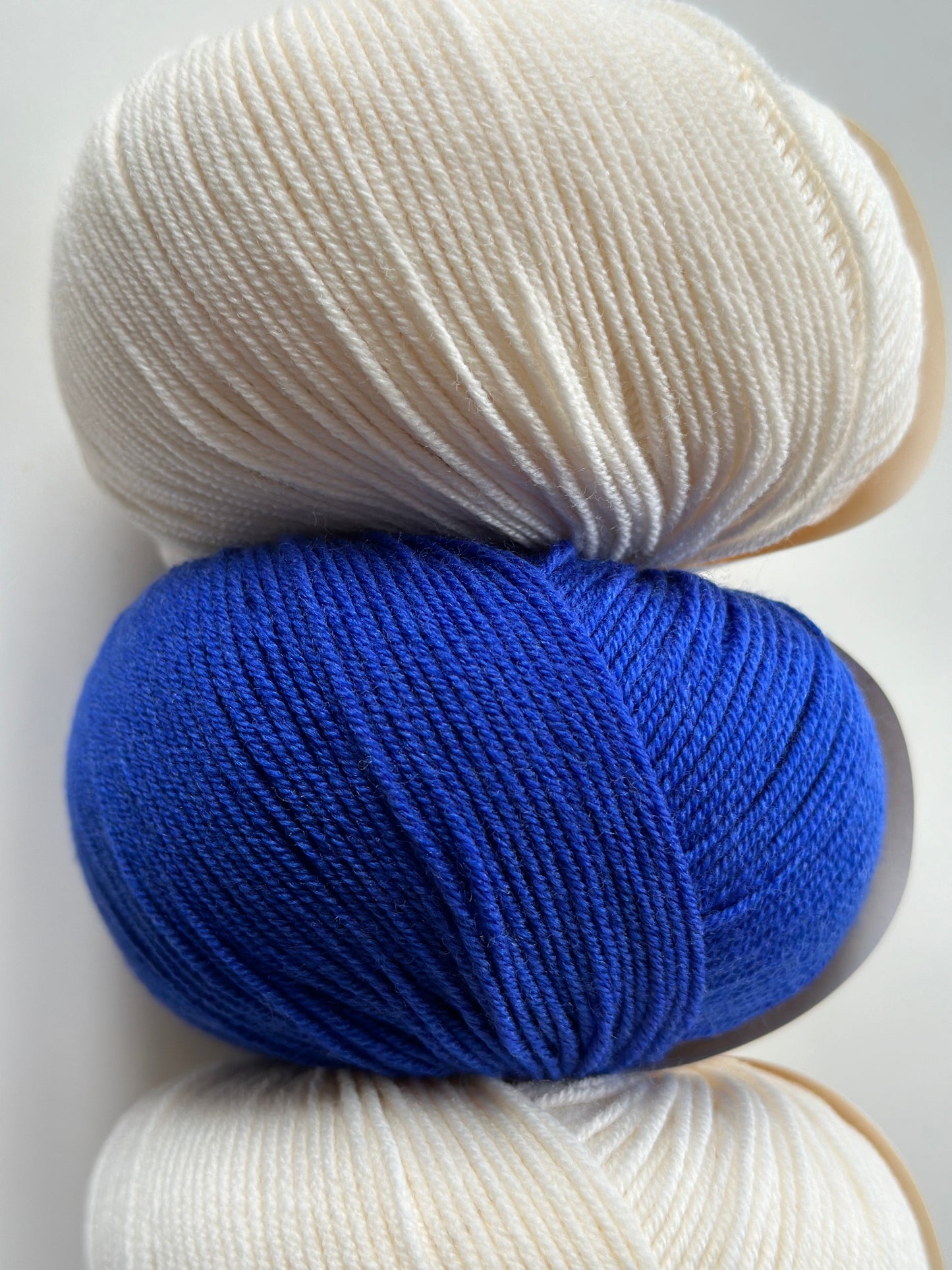 Knitlidt Strikkekit - Blue/White