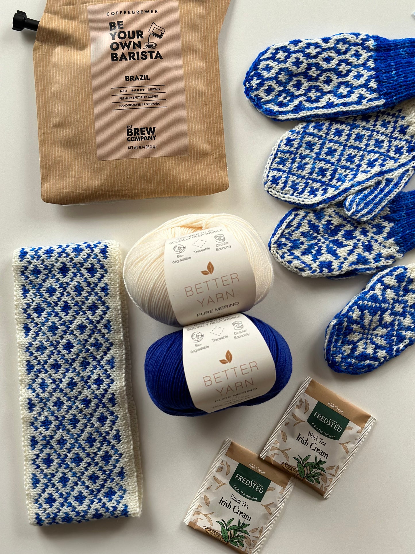 Knitlidt Strikkekit - Blue/White