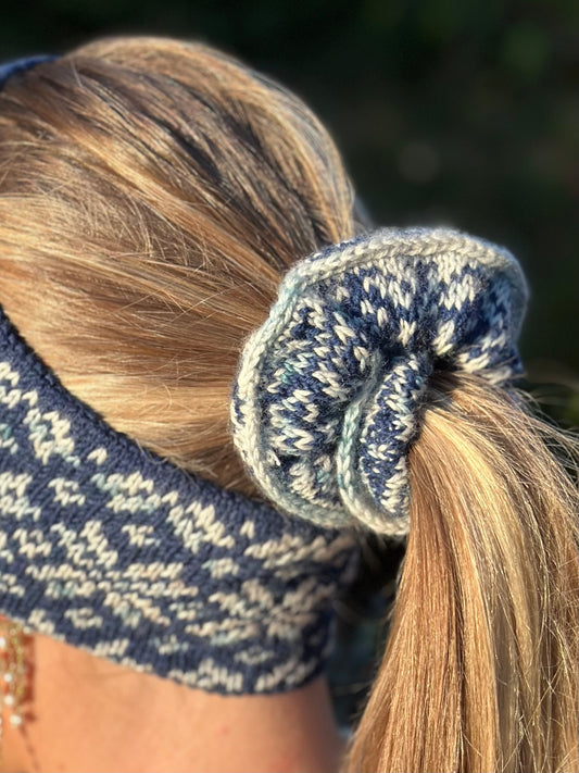 Elsa Scrunchie